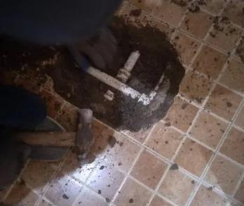 霞浦卫生间漏水维修公司为您分享下卫生间渗水如何处理及注意事项
